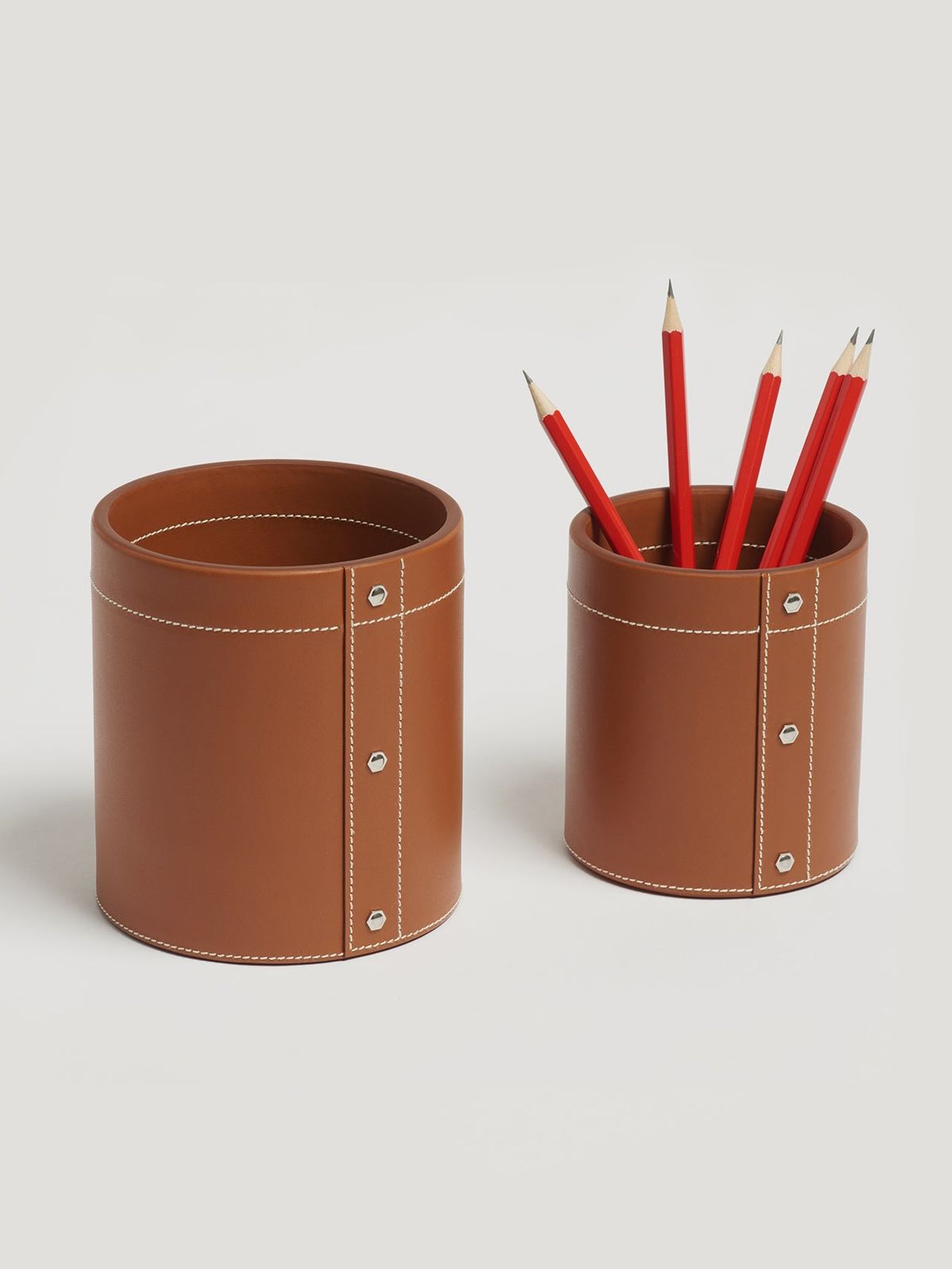 Small Pen Pot